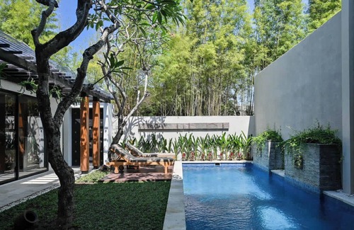Nakula Villa | Closed Living Room Villa The Cabana in Seminyak