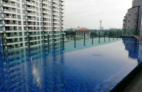 Pratumnak Hill Condo | Cloud 1005 · Stylish One Bedroom Large 10th floor corner Condo Amazing Sea View.