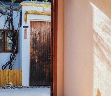 Guangling Qu House | cloud and wind