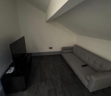 Bradford Apartment | Cloud Quarters