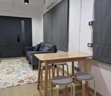 Khlong Ton Sai House | Cloud9 Hometel - Entire House 3BR 170m to BTS Private Quiet & Comfy