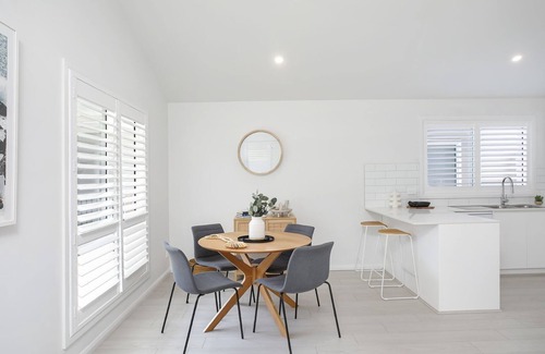 St. Georges Basin House | Clovelly - Pet friendly 3 bedroom home - Book 3 nights, pay for 2!
