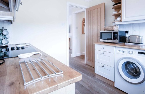 Kilgetty Cottage | Clover Cottage - 2 Bedroom Cottage - Begelly