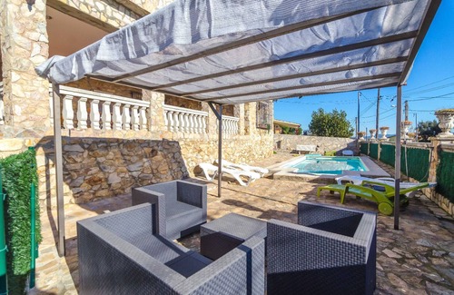 Macanet de la Selva Villa | Club Villamar - Escape to a serene retreat at a charming villa in Costa Brava, featuring a privat.