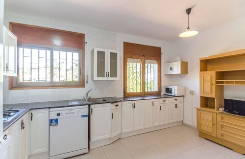 Vidreres Villa | Club Villamar - A fantastic, fully detached villa close to the Mediterranean Sea for 14 people.