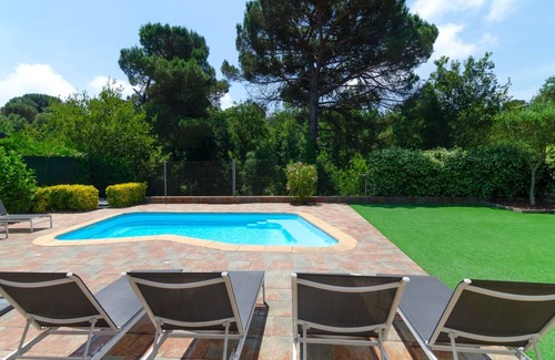 Vidreres Villa | Club Villamar - Detached holiday villa Lloret de Mar – relax at the side of your wonderful swimmi.