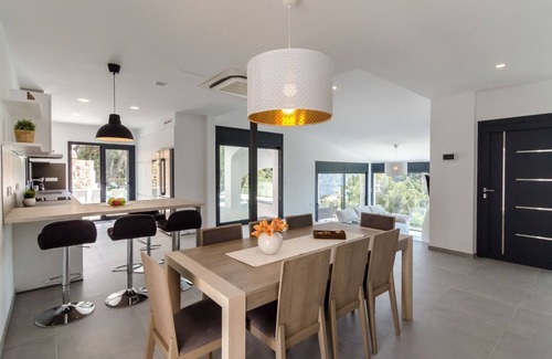 Tossa de Mar Villa | Club Villamar - Experience a serene retreat with stunning Mediterranean views at a private villa .
