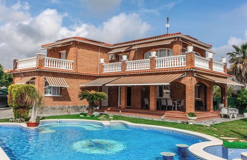 Roda de Bara Villa | Club Villamar - Great villa with private pool situated in a quiet area, perfect for relaxing holi.