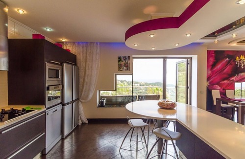 Lloret de Mar Villa | Club Villamar - Spectacular luxury villa with private swimming pool and stunning sea views! Spend.