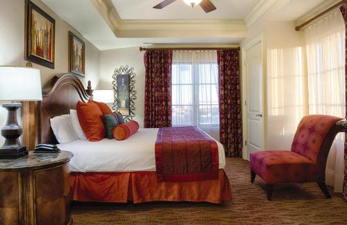 Downtown San Antonio Resort | Club Wyndham La Cascada