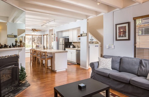 Zephyr Cove House | Clubhouse Family Retreat,Summer in Tahoe,Near lake, pool & downtown, hiking max8