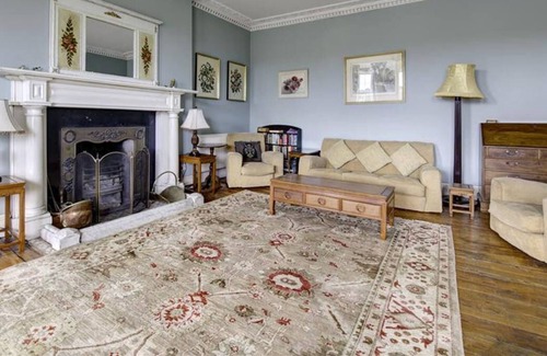 Pembroke House | Clynderwen House in the beautiful Pembroke