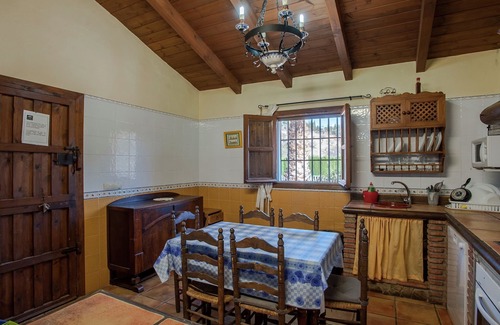Antequera Cottage | Cottage in Villanueva with Mountain Views
