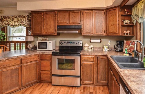 Lakeville Cottage | CO6051M in Livonia
