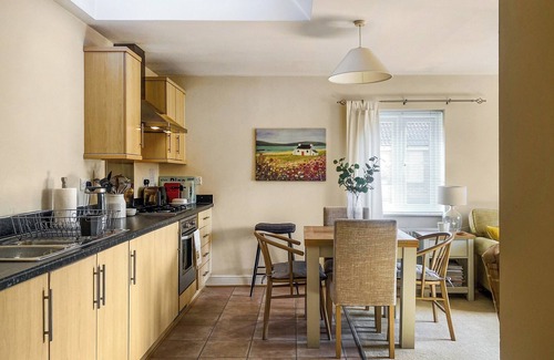 Bournemouth Cottage | Coach House Apartment