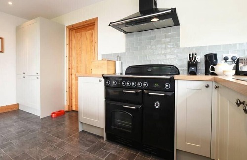 Berwick-upon-Tweed Cottage | COACH HOUSE (BEAL), pet friendly, country holiday cottage in Beal