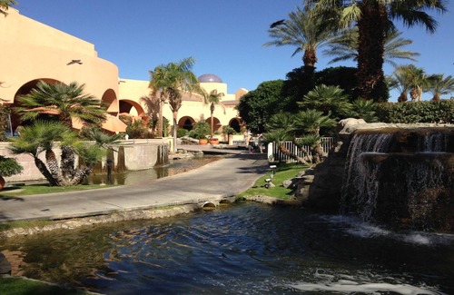 Rancho Mirage Villa | Coachella 2024! Mission Hills Villas, Shuttle bus stop next door!