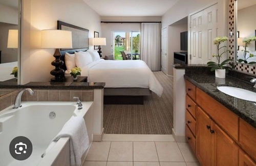 Palm Desert Apartment | Coachella perfect! Cozy studio with fitness room and AC in charming Palm Desert