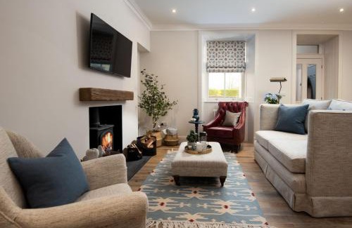 Peebles House | Coachman's, Kailzie