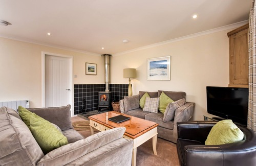 Slate Islands Cottage | Coachmans East - a cottage that sleeps 6 guests in 2 bedrooms