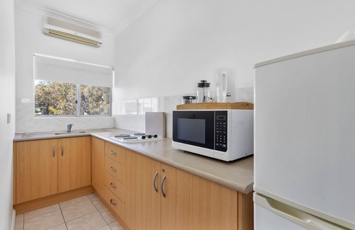 Port Noarlunga South Hotel | COAST motel and apartments