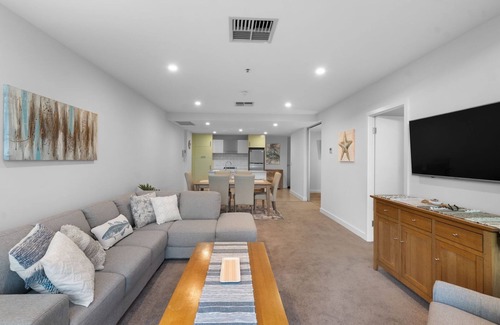 Glenelg Apartment | Coast on Colley Terrace