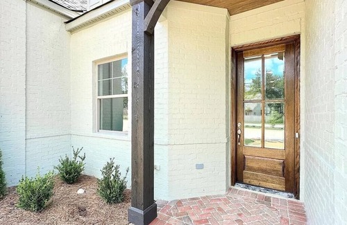 Auburn House | Coast to Plains- 3 bed 3 bath Townhouse close to campus
