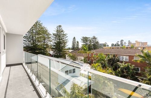 Manly Apartment | Coastal 2-Bed Apartment Steps from Manly Beach