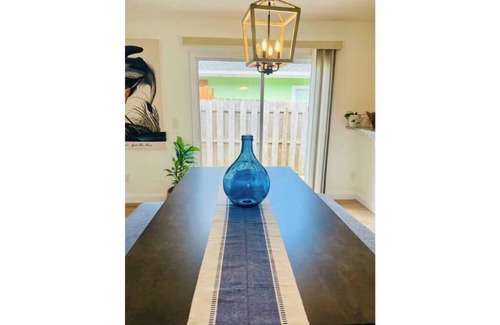 Jacksonville Beach House | Coastal 3-BR updated house: 5 BLOCKS to the beach, yard, Free Parking