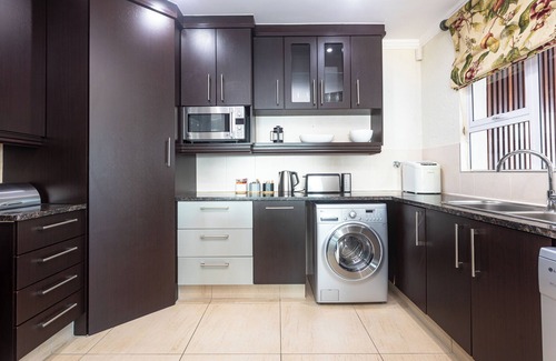 Ballito Apartment | Coastal 4-Bed, Eco Estate, 180º Sea Views
