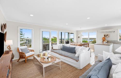 Ocean Grove House | Coastal Beach House with Panoramic Views and Stunning Sunsets