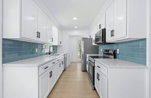 Crescent Beach House | Coastal Breeze -5BR -Hot Tub, Ping Pong, Fire Pit