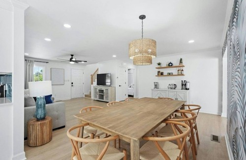 Crescent Beach House | Coastal Breeze -5BR -Hot Tub, Ping Pong, Fire Pit