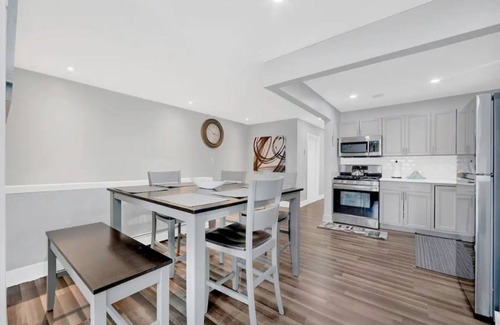 Queens House | Coastal Breeze in the Rockawaysnn