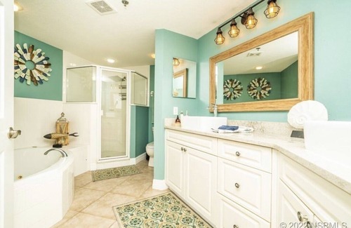 New Smyrna Beach Condo | Coastal Breeze: Oceanwalk Resort