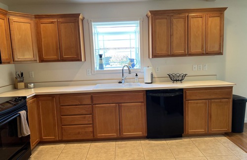 Brookings House | Coastal Charm 4 bedroom 2.5 baths 1800 sq. ft. in Brookings, OR.