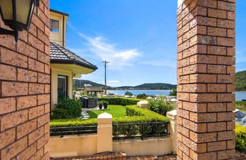 Ettalong Beach House | Coastal Charm Ettalong Beach