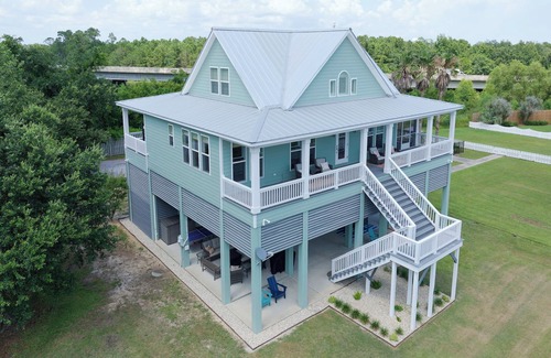 Henderson Point House | Coastal Charm Getaway - Private Pool, 2 Min Walk To Beach