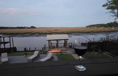 Midway House | Coastal Charm on Jerico River River Front