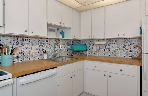 Trailer Estates Condo | Coastal Charmer - 2-bedroom Condo - Amazing Water & Golf Course Views