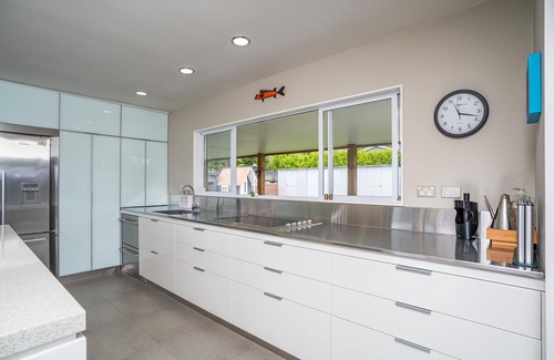 Mangawhai Heads House | Coastal Charmer - Modern holiday home with multiple covered outdoor entertaining spaces and spa