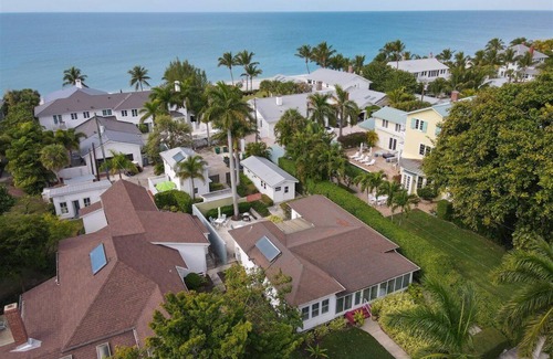 Boca Grande House | Coastal Chic - 4 BR charming cottage steps from beach and town!
