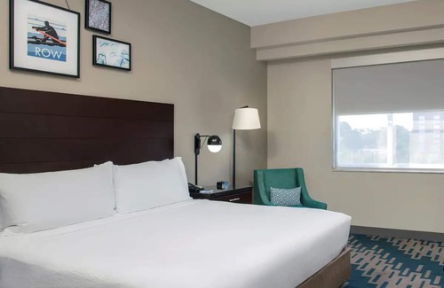 Dania Beach Hotel | Coastal Chic Retreat: Short Drive to Fort Lauderdale Beach! Parking, Onsite Pool