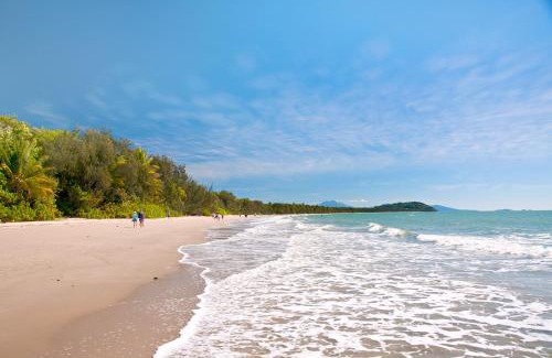 Port Douglas House | Coastal Chill on Garrick