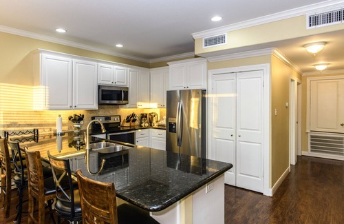 Rockport House | Coastal Class Waterfront - "Your Home away from Home"
