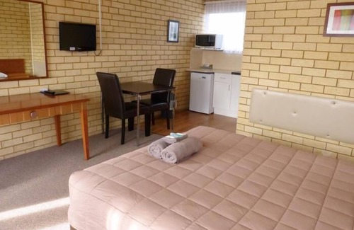 Narooma Hotel | Coastal Comfort Motel