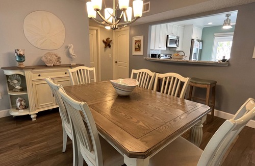 Siesta Key House | Coastal Condo Steps from Siesta Key Beach - Our House at the Beach C-111