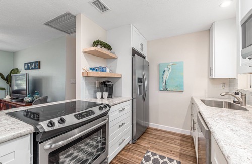 Hobe Sound House | Coastal Cottage/1 Mile to Hobe Sound Public Beach