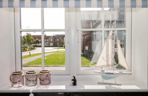 Filey House | COASTAL COTTAGE, pet friendly, country holiday cottage in Filey