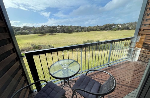 Fingal Resort | Coastal Cove Suite with balcony - close to hot springs.
